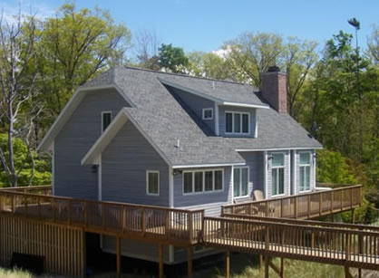 picture-of-lakeside-cottage