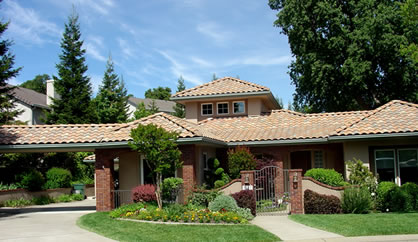 picture-of-mission-style-with-courtyard